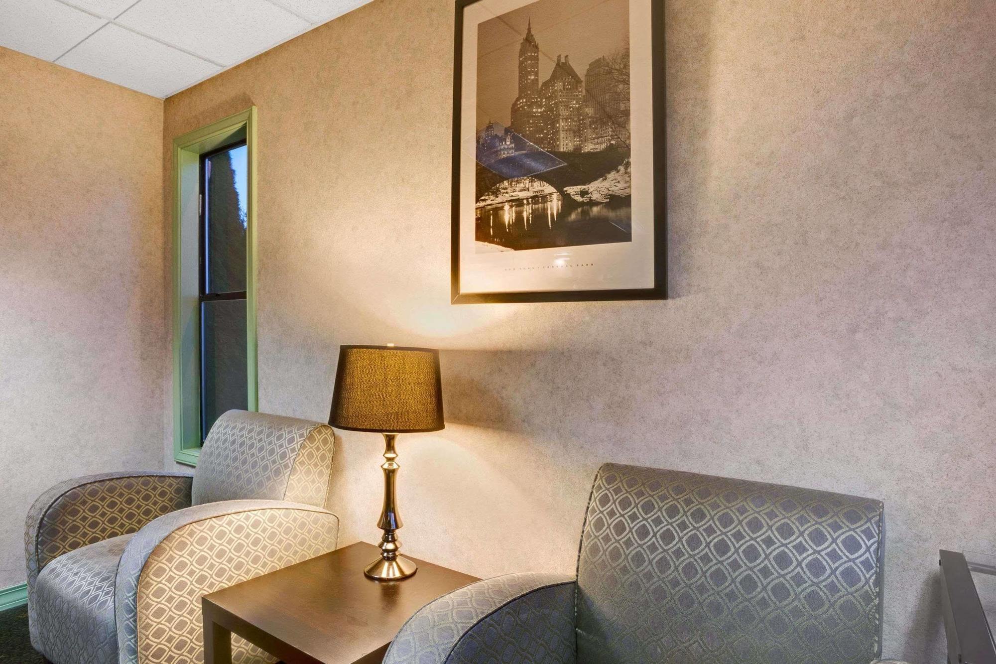Travelodge By Wyndham Sea-Tac Airport North Tukwila Exterior foto